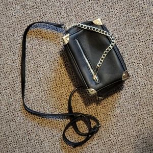 Foxblood High Contrast Crossbody